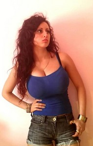 Je demande une rencontre sexe sur ?le-de-France avec un amant qui adore le sexe fille aux gros seins et