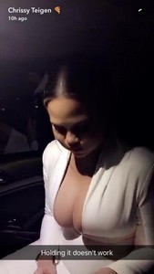 Belle fille aux melons tout rond et nympho recherche un homme sur Provence-Alpes-Cote Azur pour une rencontre sexe